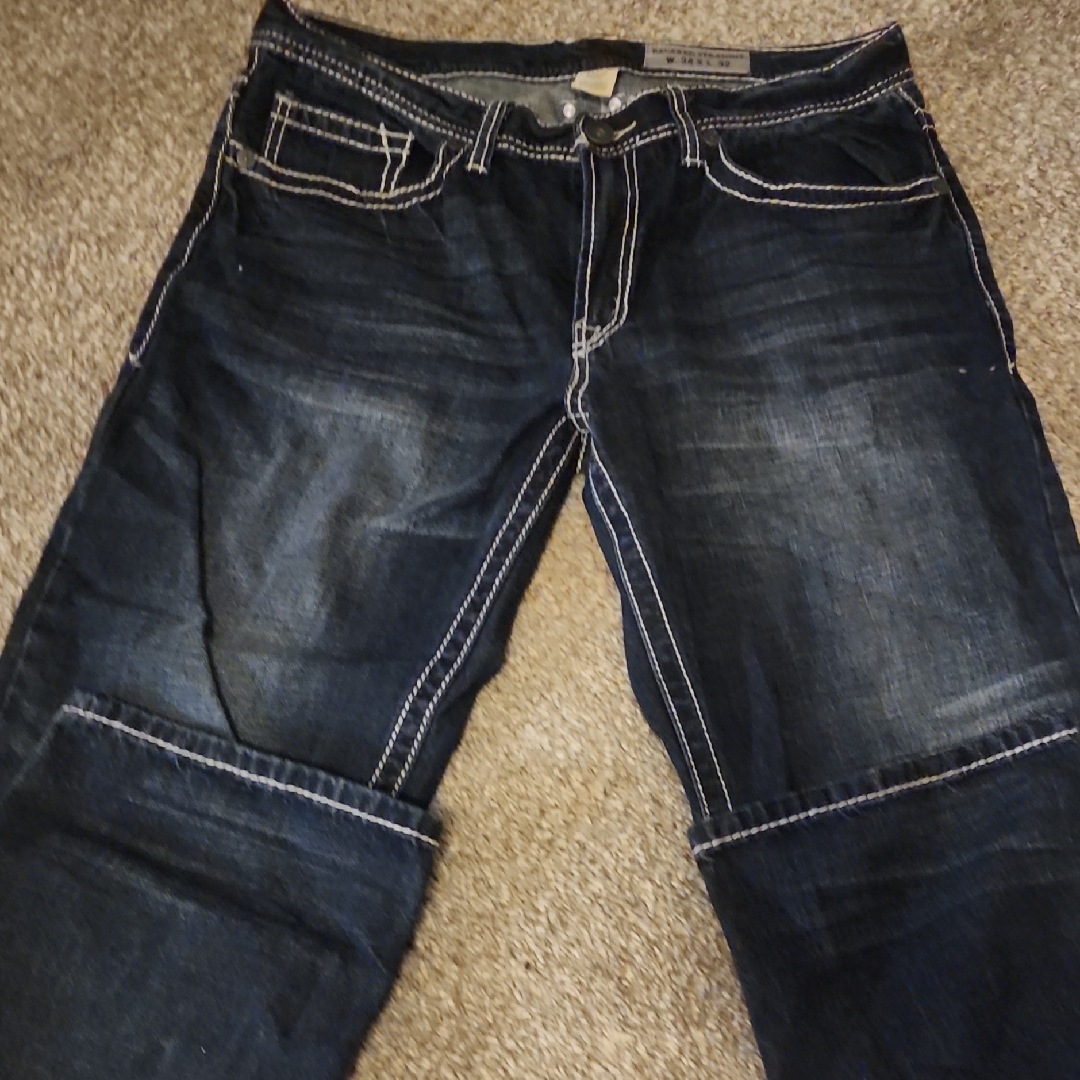 Wrangler Relaxed Fit Dark Indigo Jeans
